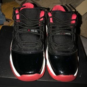 Air Jordan bred 11s low